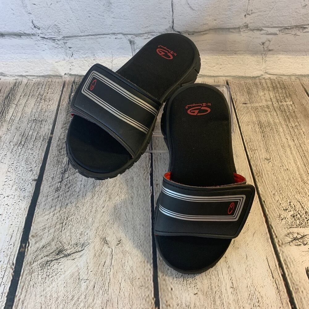 C9 BY CHAMPION Boy’s Black/Silver/Red Slide Ons Cushion Insole / Size: Small 13